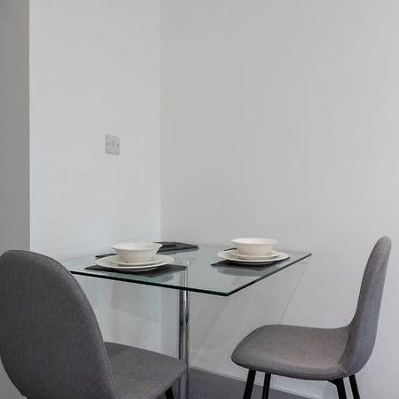 Amazing 1 Bedroom Apartment Leeds Экстерьер фото